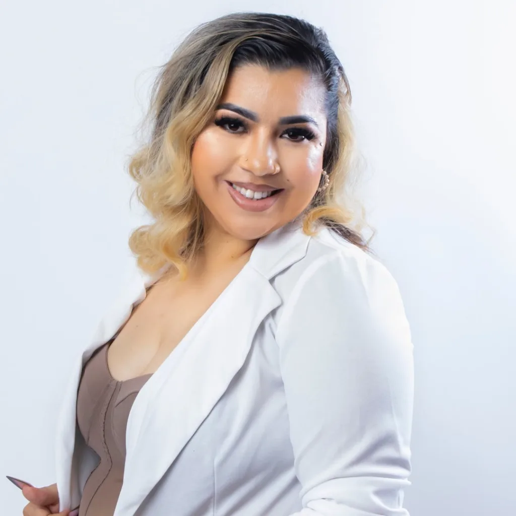 Luxury Lash Studio & Academy profile photo